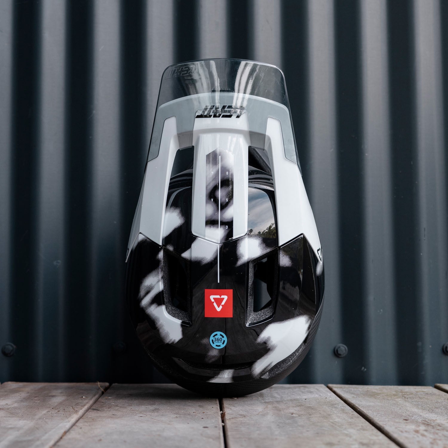 Casco MTB Gravity 5.0 V26