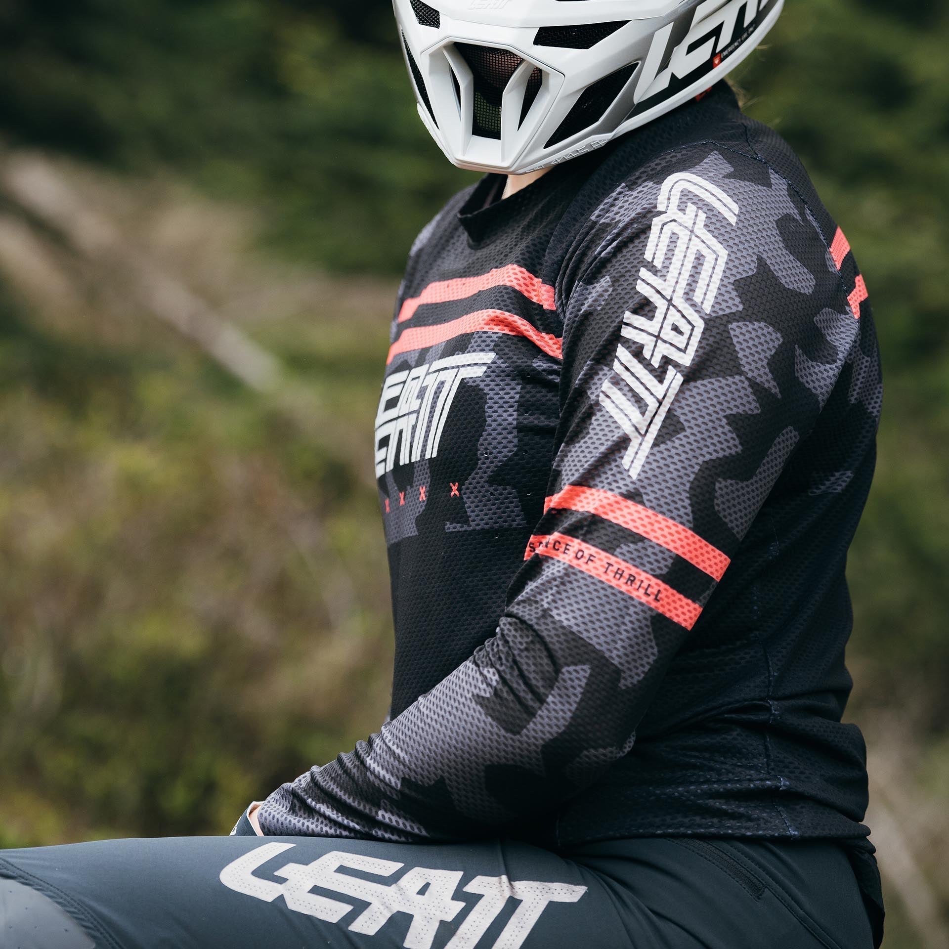 Camiseta MTB Gravity 4.0 Mujer V25