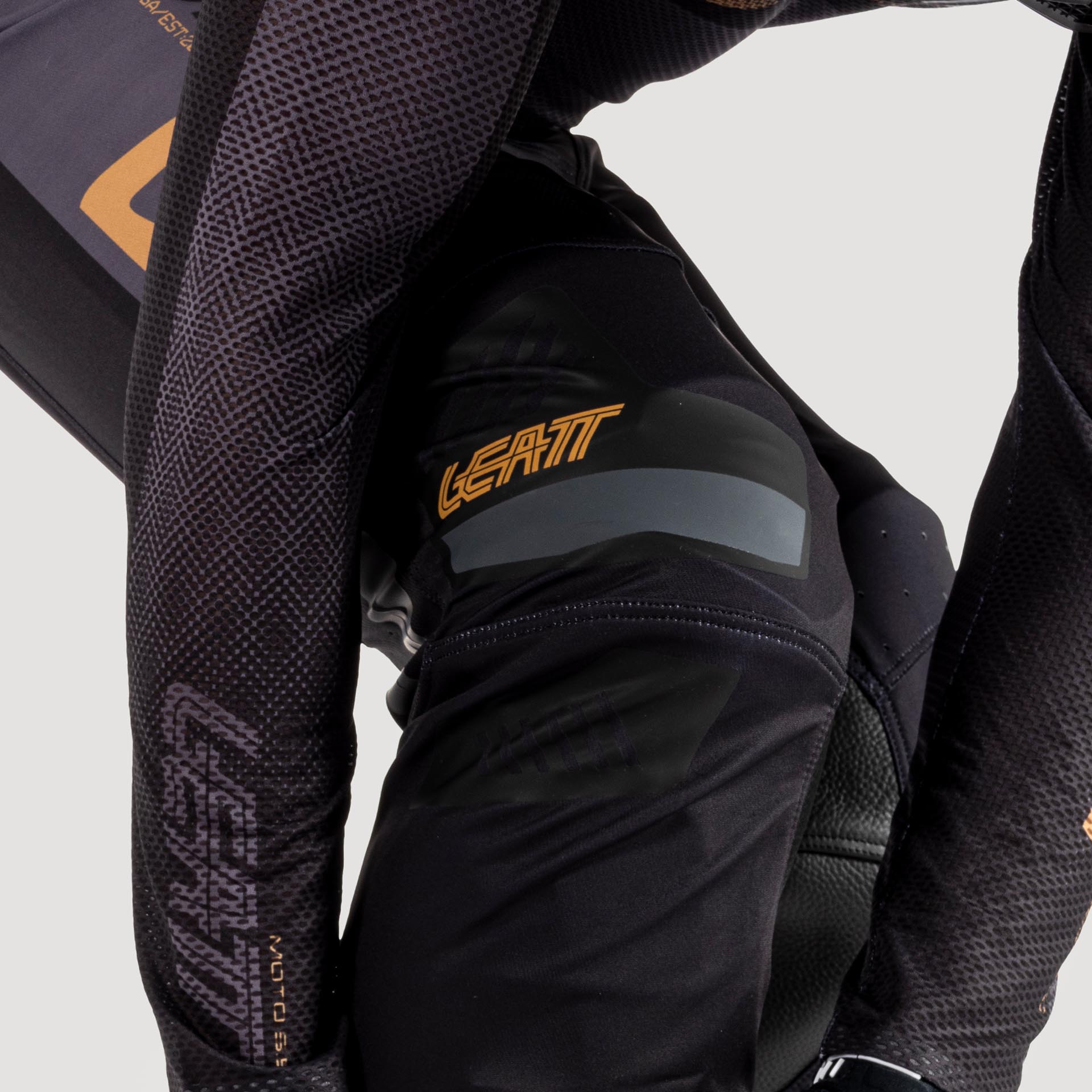 Pantalón Moto 5.5 IKS V25