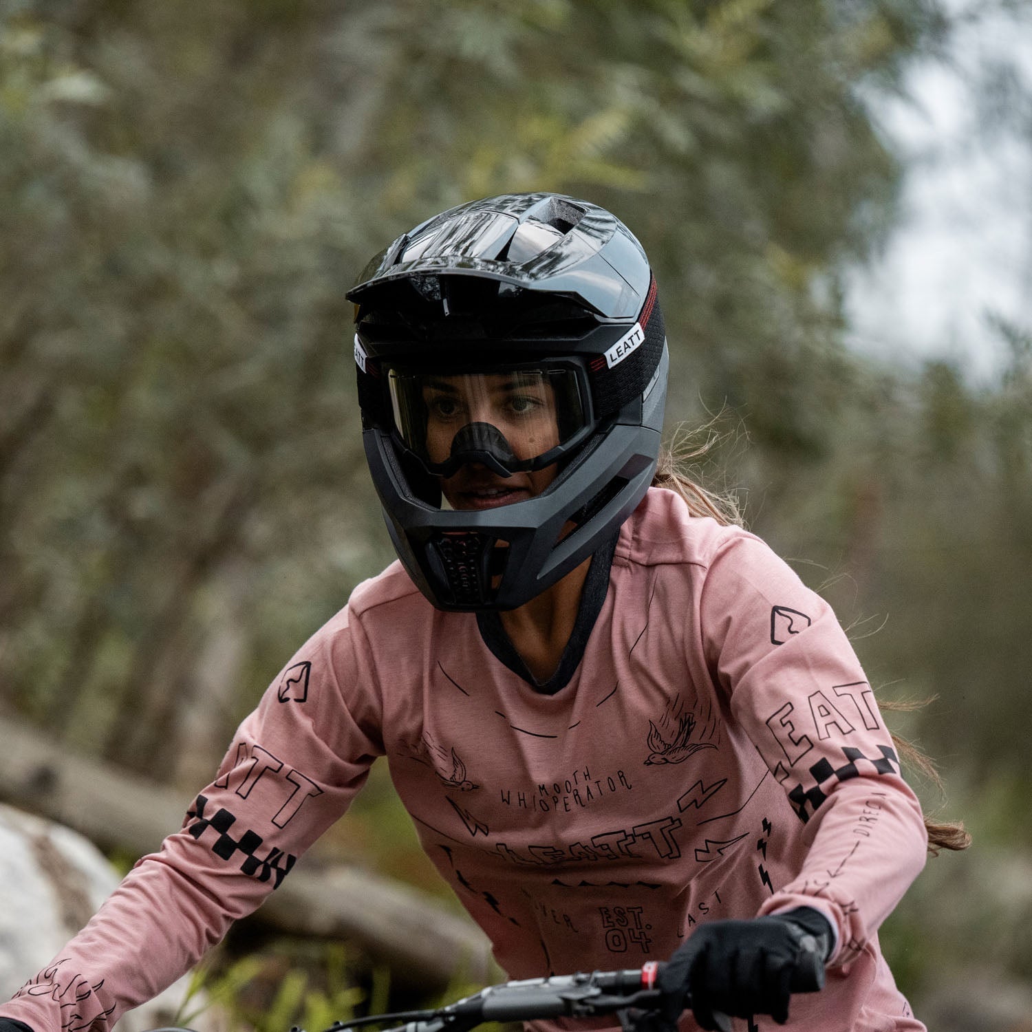 Casco MTB Gravity 5.0 V26