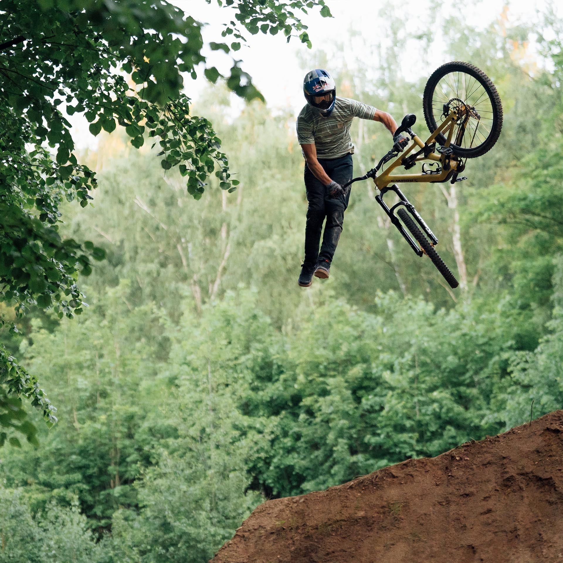 Pantalón MTB Gravity 4.0 V25