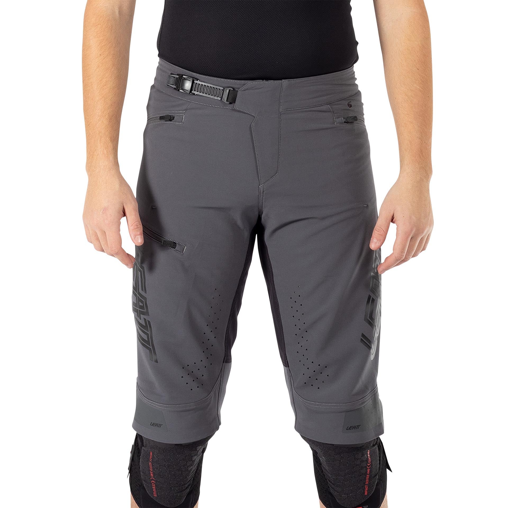 Pantalón MTB Gravity 4.0 Corto V25