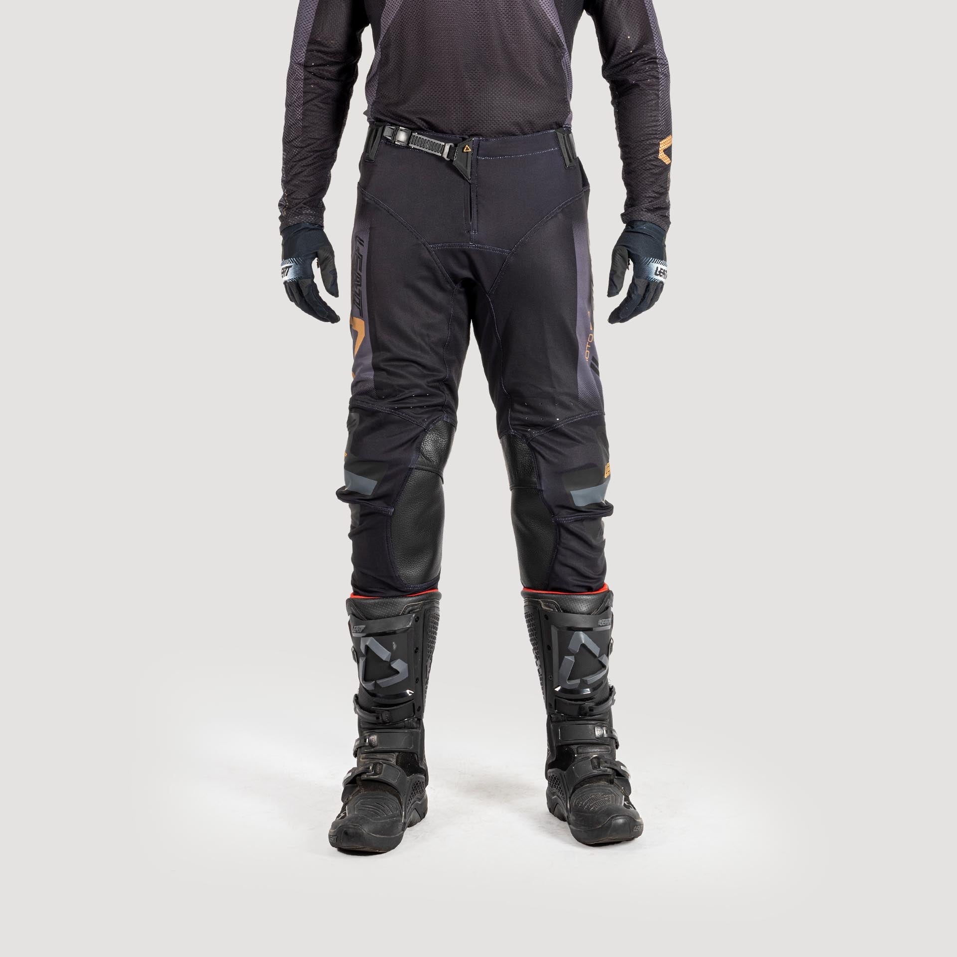 Pantalón Moto 5.5 IKS V25