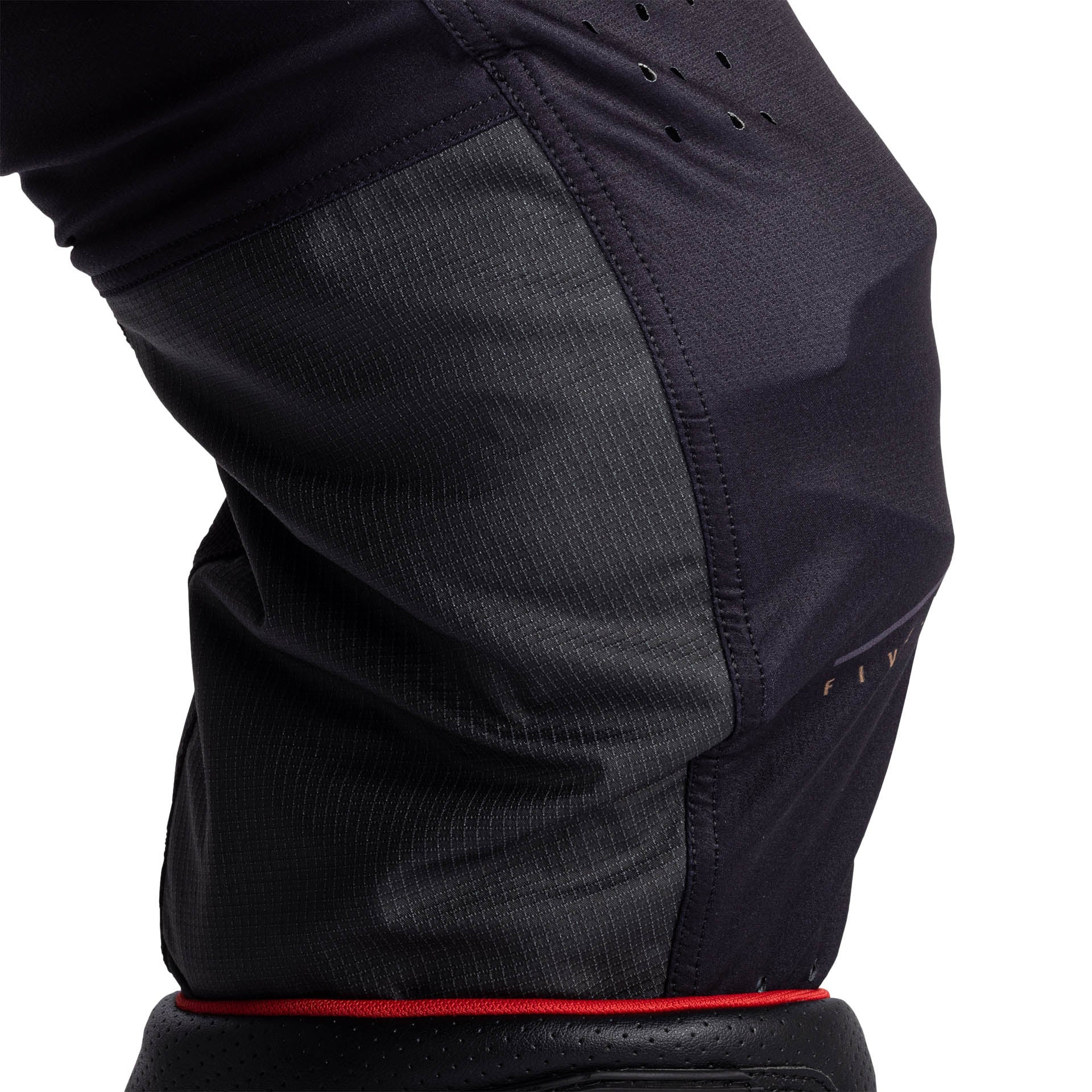 Pantalón Moto 5.5 I.K.S V26