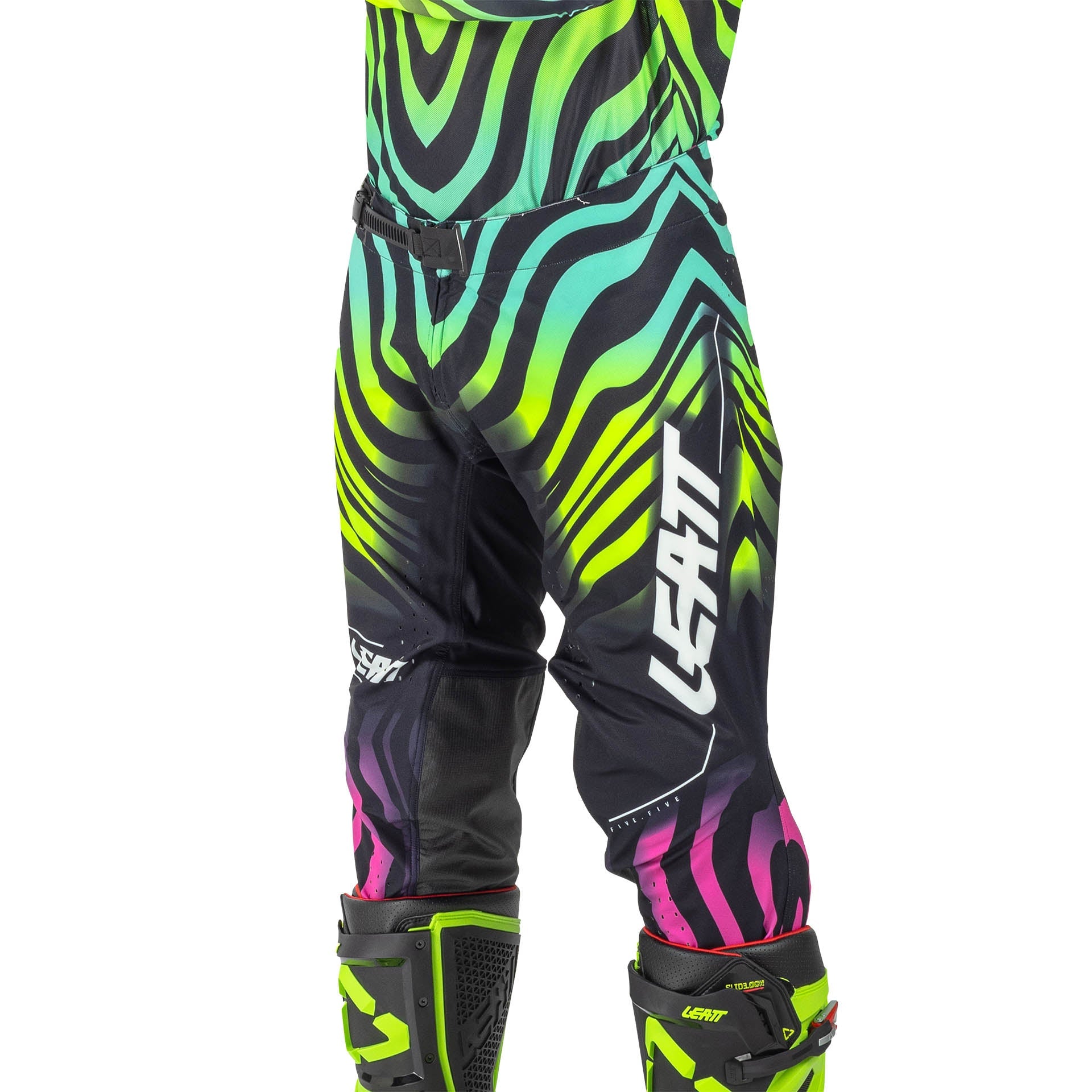 Pantalón Moto 5.5 I.K.S V26