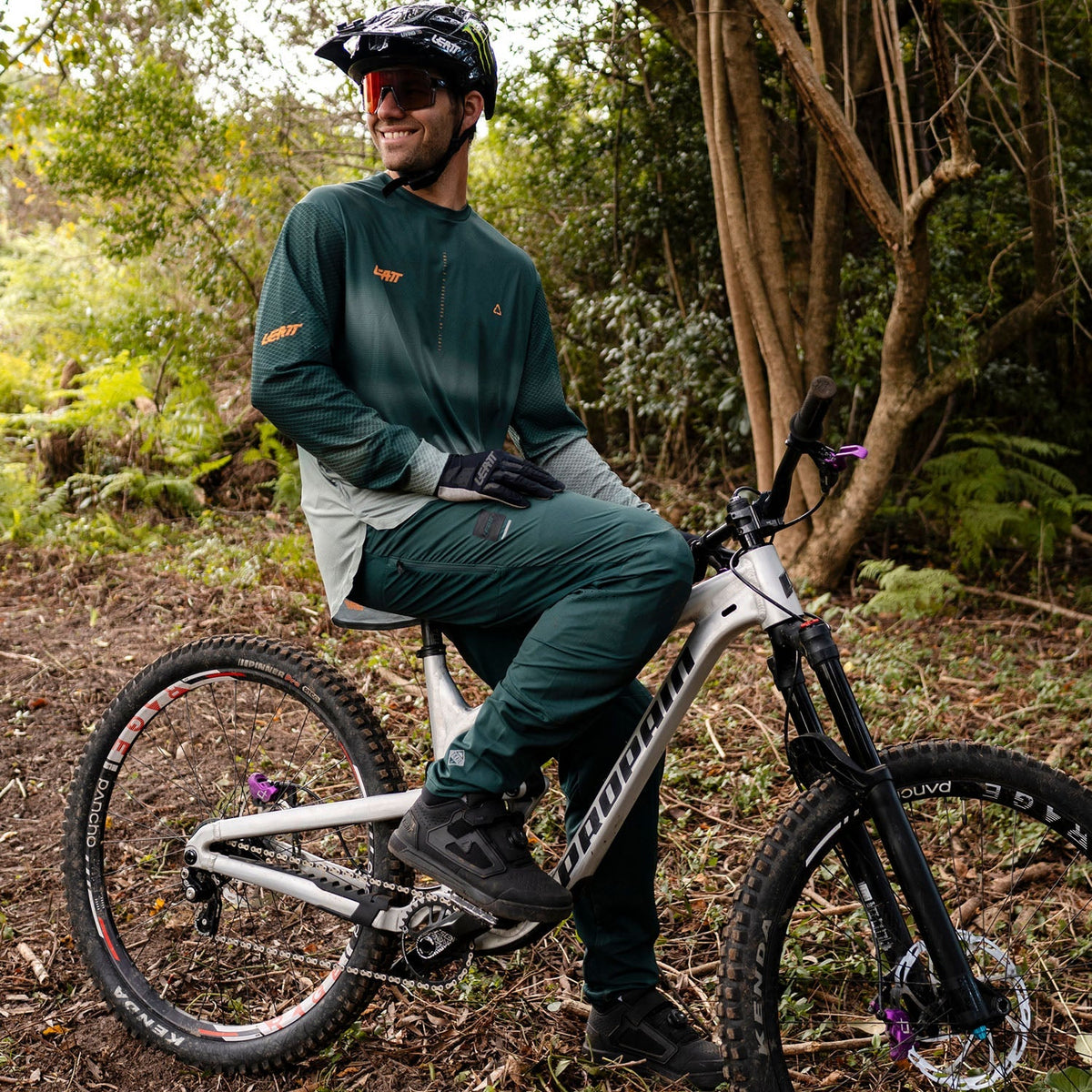 Pantalón MTB Trail 3.0 con Badana V26