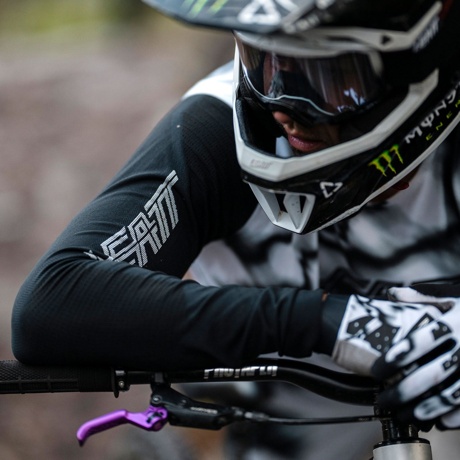 Camiseta MTB Gravity 8.0 V26