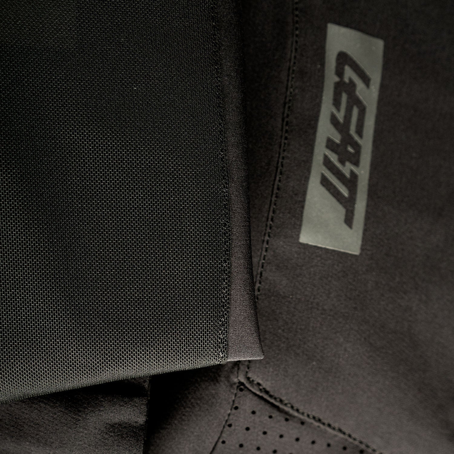 Pantalón Corto MTB Gravity 4.0 V26